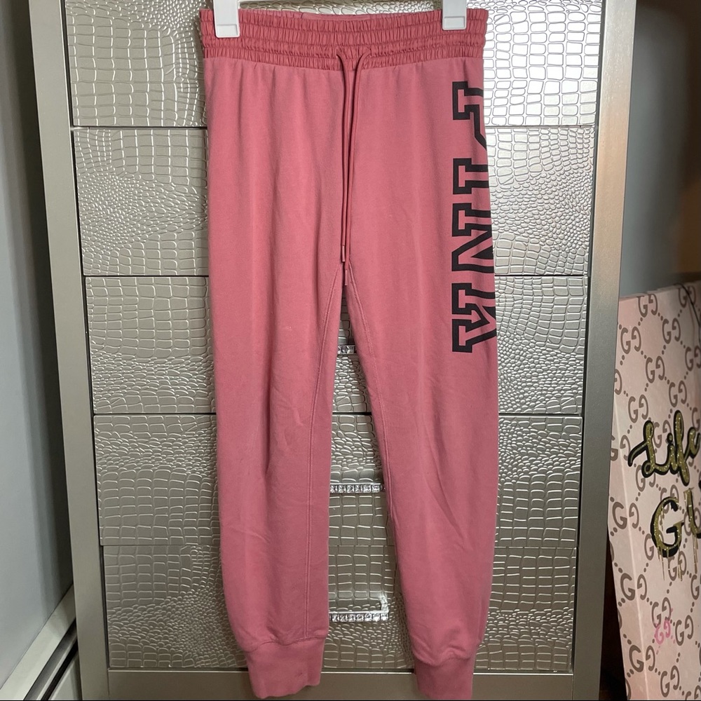 VS pink sweatpants/ joggers 💕💕